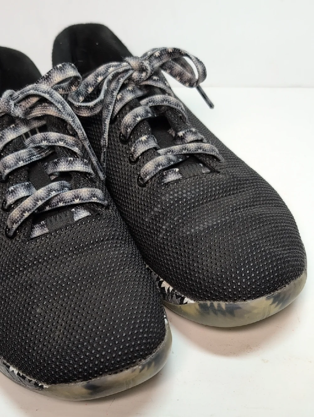 NOBULL breathable lack